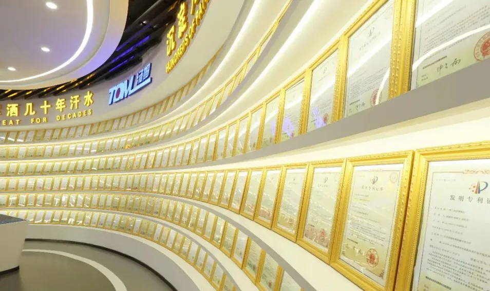 Dây chuyền sản xuất chiết rót kem/thuốc mỡ bán chạy nhất do nhà máy sản xuất 5