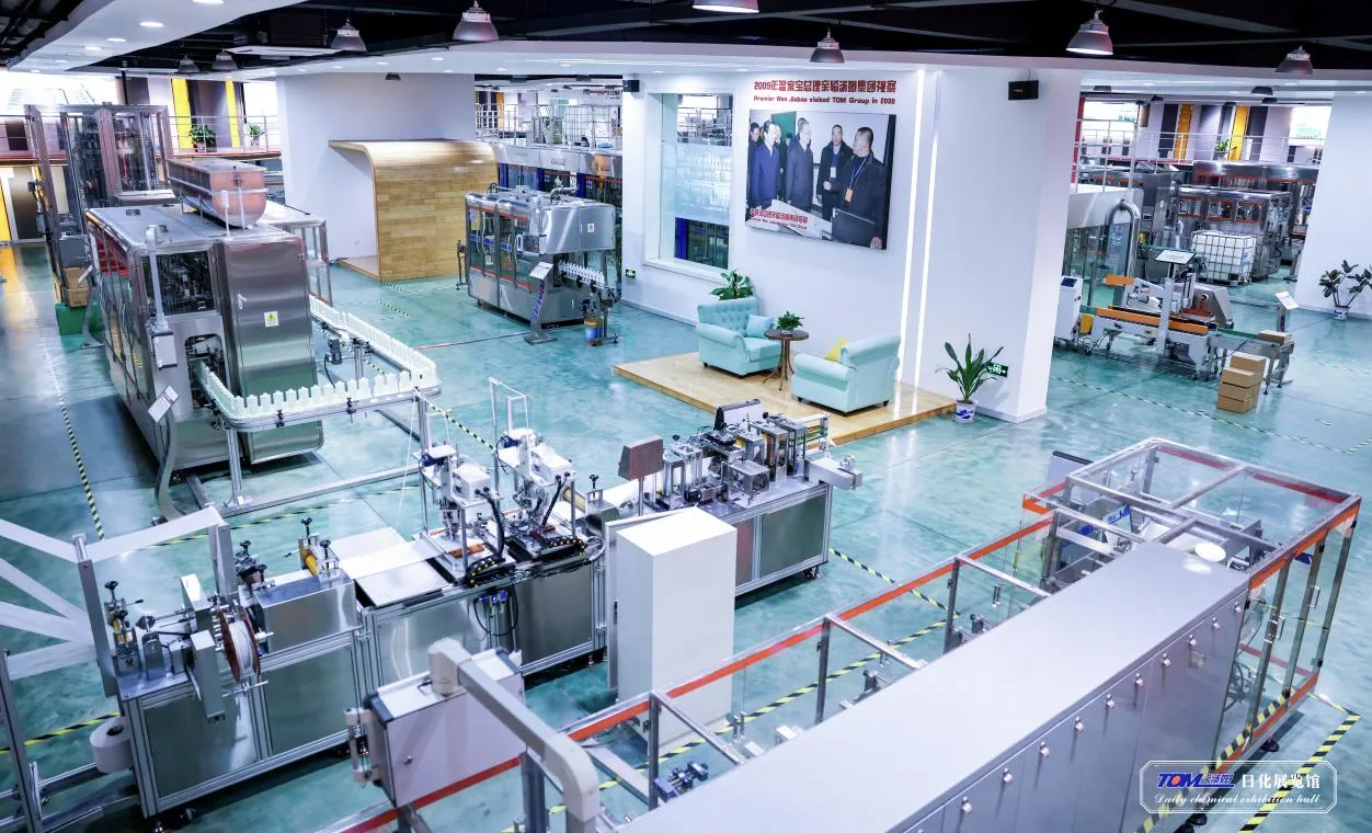 M&aacute;y chiết r&oacute;t v&agrave; đ&oacute;ng nắp v&agrave; đ&oacute;ng g&oacute;i tự động tốc độ cao 1l-5l Dầu ăn Dầu gia vị Nước sốt Nước &eacute;p Giấm 15