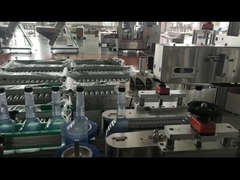Máy dán nhãn 3 cạnh chai phụ gia nhiên liệu
